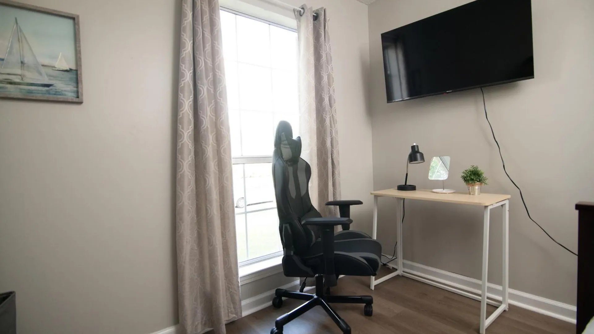 Savannah Lakefront Retreat Near Tybee Beach With King Bed And Free Parking Holiday home