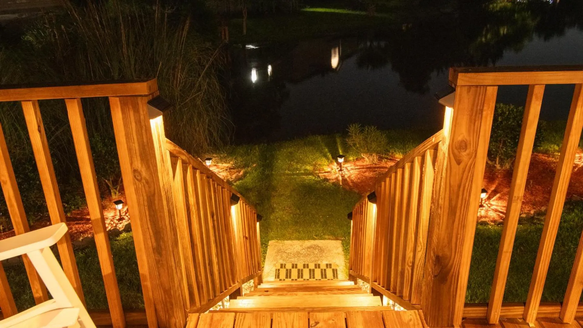 Savannah Lakefront Retreat Near Tybee Beach With King Bed And Free Parking
