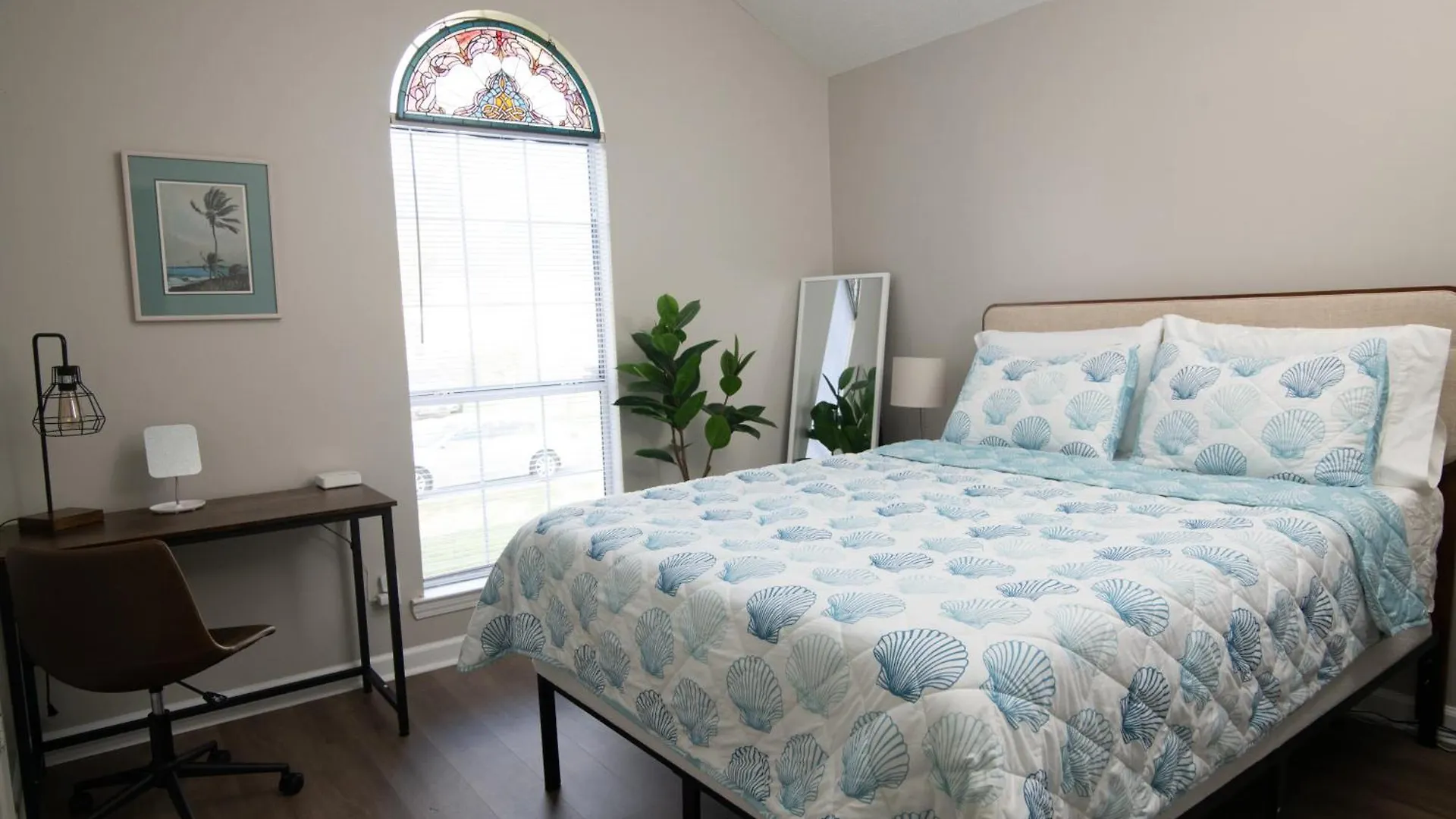 Holiday home Savannah Lakefront Retreat Near Tybee Beach With King Bed And Free Parking